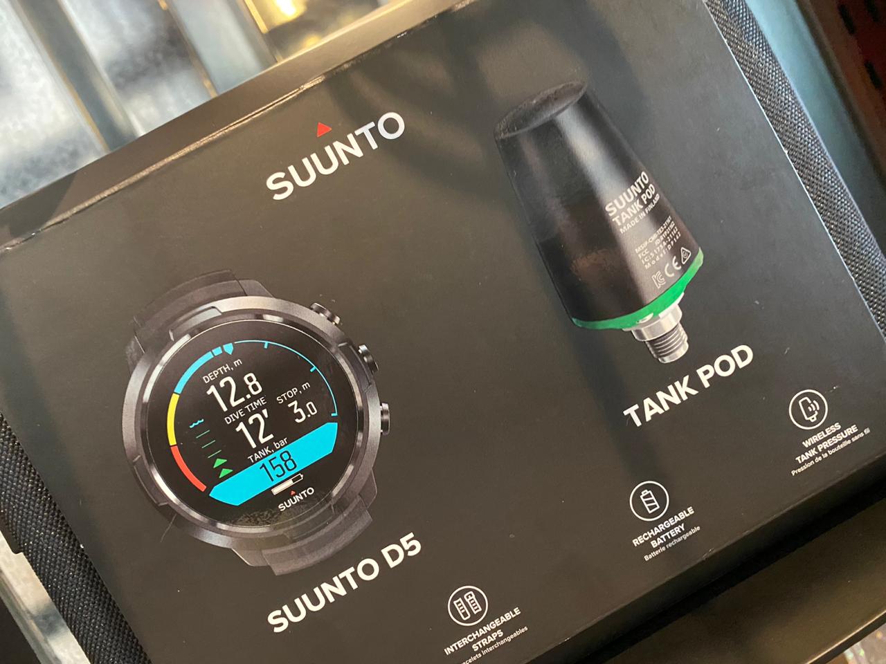 Suunto D5 With Tank Pod And Case - Image 5